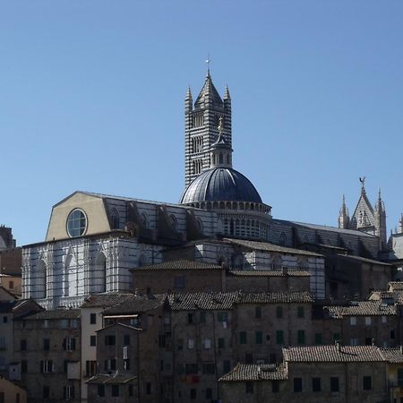 Residenza D'Epoca Campo Regio Relais Bed & Breakfast Siena Exterior foto