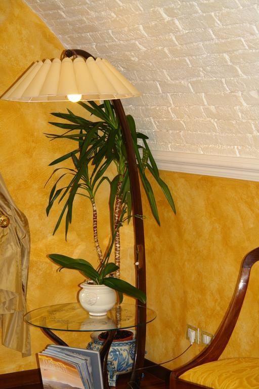 Residenza D'Epoca Campo Regio Relais Bed & Breakfast Siena Exterior foto